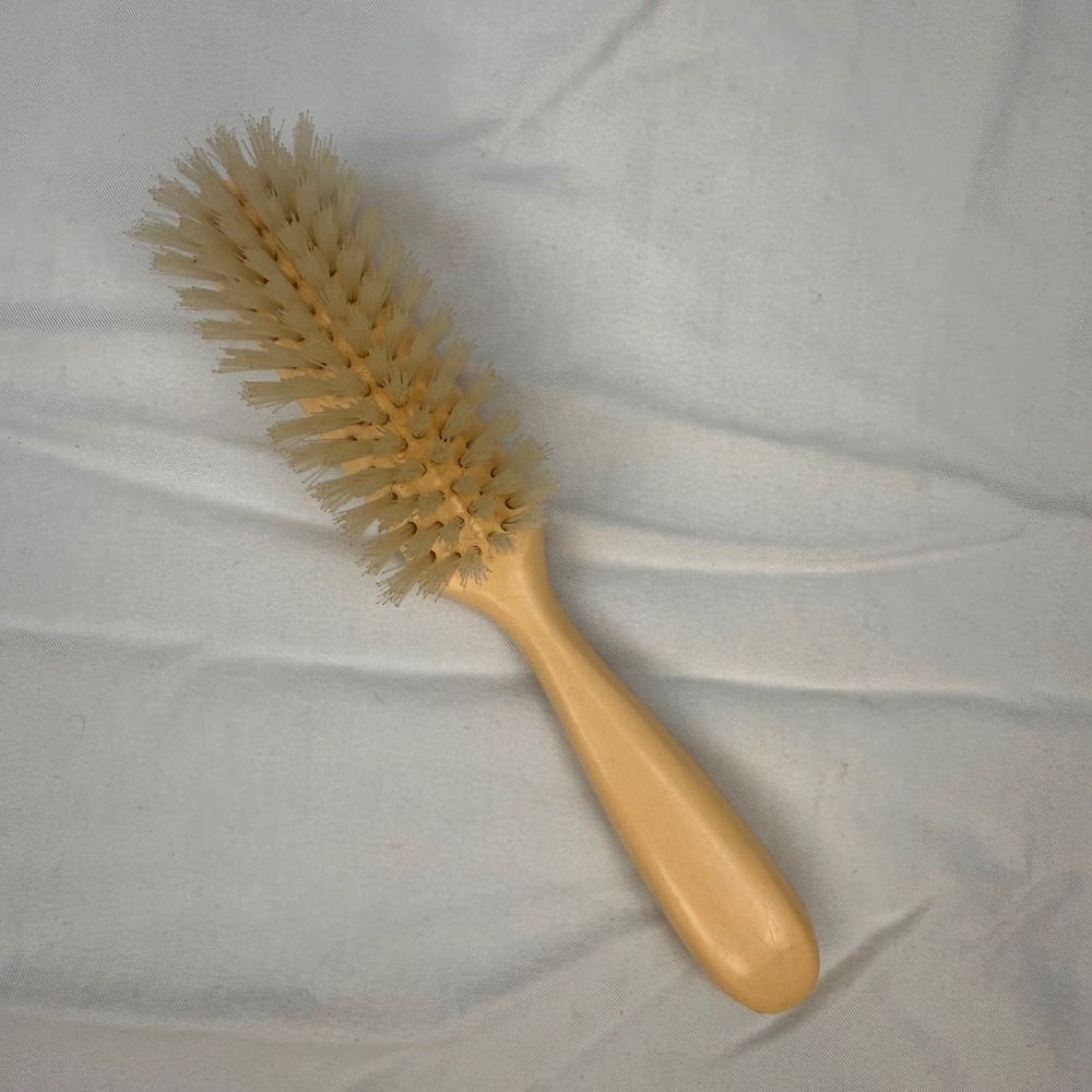 Vintage Avon‎ Tan Plastic Hairbrush Made in USA Vanity Collectible 8.25 Inch